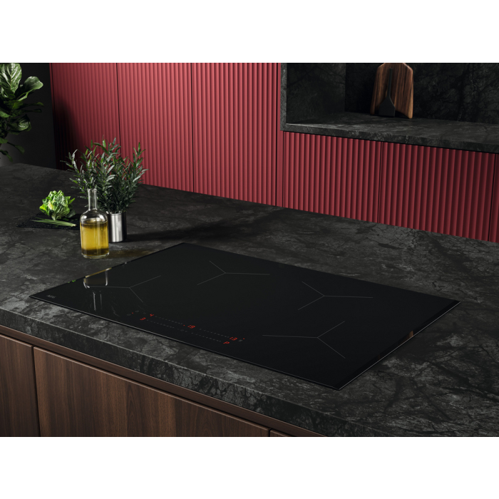 AEG SO84IA00FB 78cm Induction Hob Black