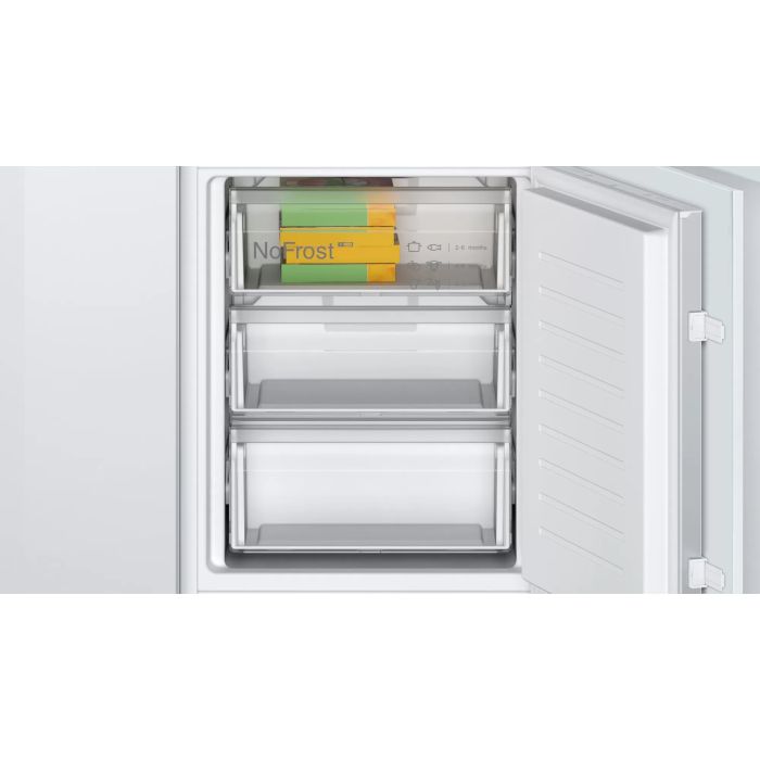 Bosch KIN86NSE0G 54.1cm 60/40 Integrated Frost Free Fridge Freezer