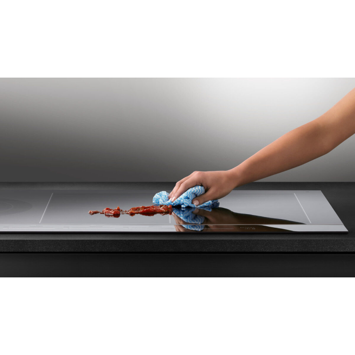 Fisher & Paykel 60cm Induction Hob in Black Glass