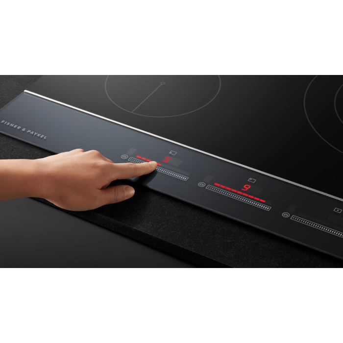 Fisher & Paykel 90cm Induction Hob in Black Glass