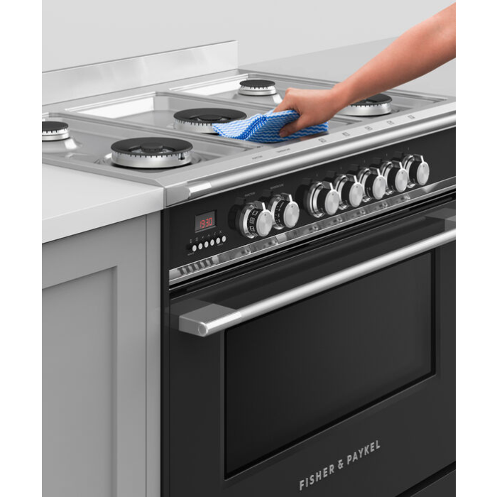 Fisher & Paykel 90cm Dual Fuel Cooker in Black Finish