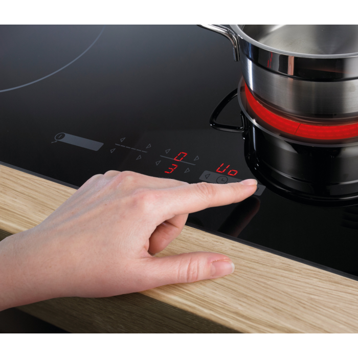 Hisense E6431C 59.5cm Ceramic Hob - Black
