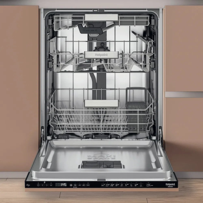 Hotpoint H8IHP42LUK Integrated Full Size Dishwasher