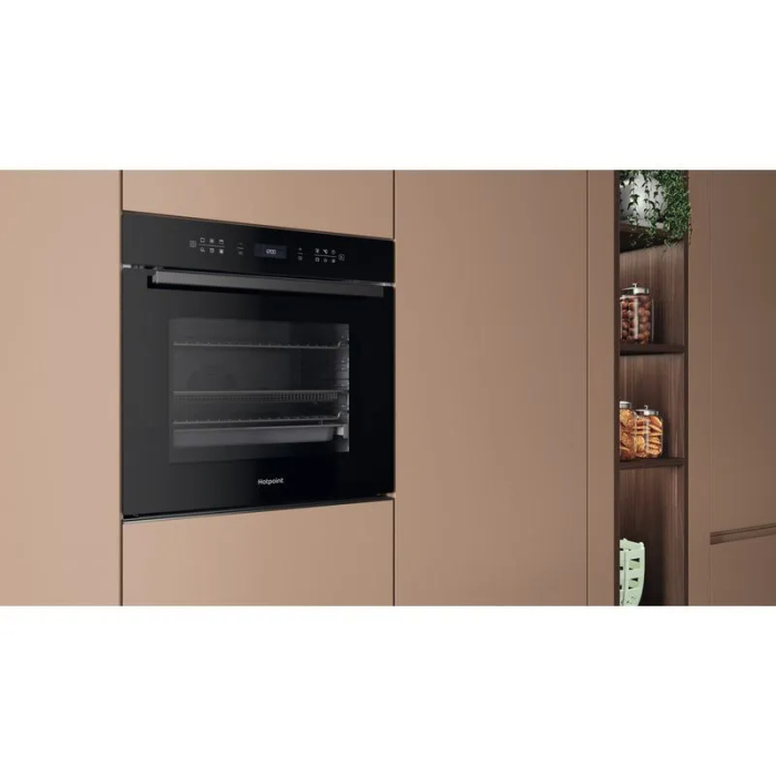 Hotpoint HOI68PT1SBUK Built-In Oven with Air Fry Option