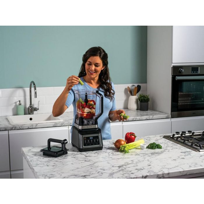 Ninja BN800UK 3-in-1 Blender and Food Processor with Auto IQ - Black/Silver