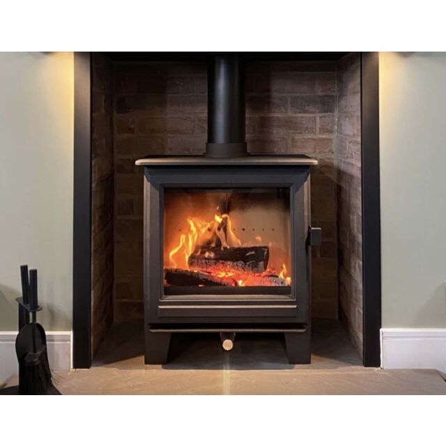 Clock Woodburners Sudbury Classic 5Kw Wood Only Stove